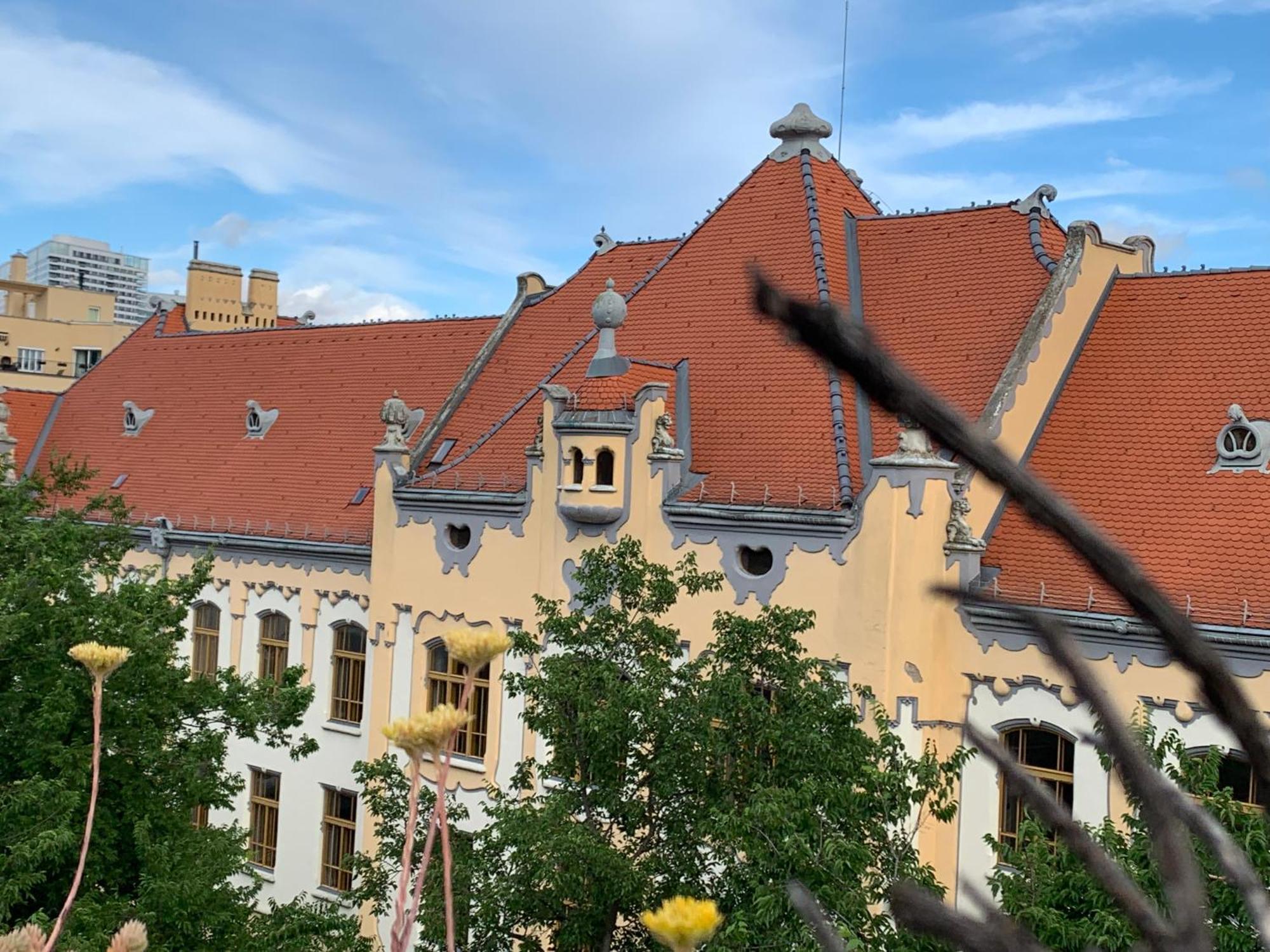 Nice Life - Luxury Apartment In The Old Town. ブラチスラヴァ エクステリア 写真